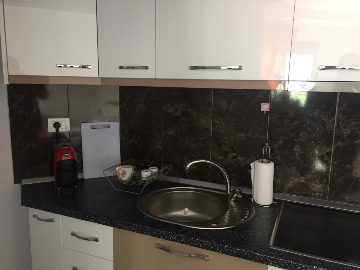 Guest'S Apartament Pogradec Kültér fotó